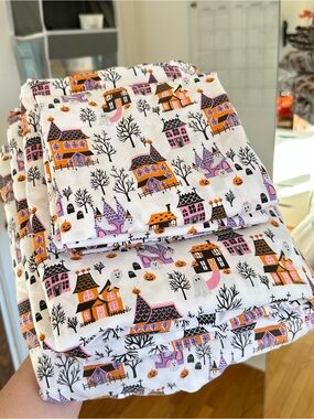 Envogue Halloween Haunted Village 4 piece double/full bedding set